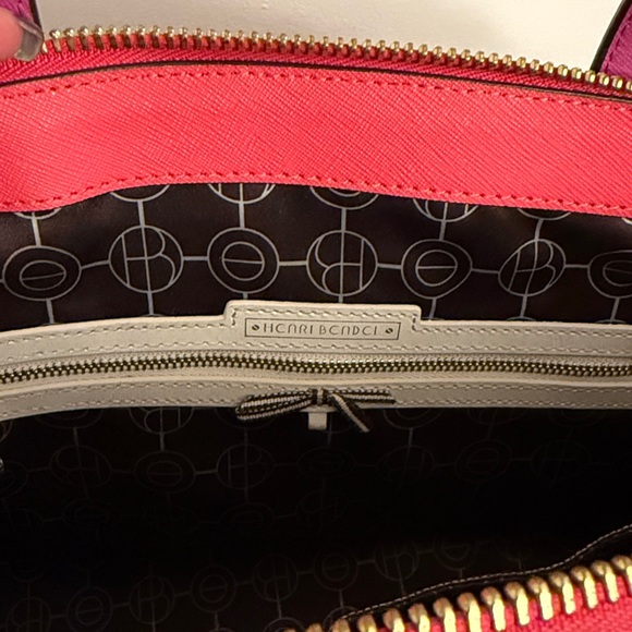 Henri Bendel Bag with Strap - Picture 7 of 12